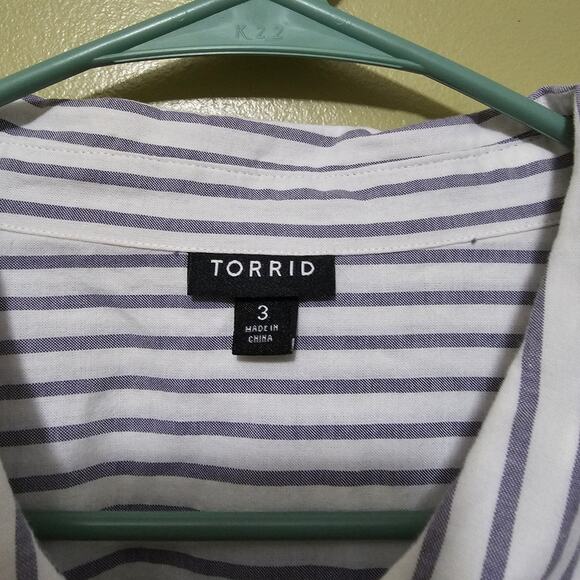 Torrid Striped Button Up Blouse Blue White Casual Votton Blend Women's 3 (3XL) - Picture 3 of 5